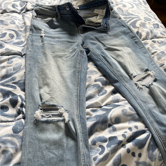 BAYAS
Jeans - Picture 1 of 3